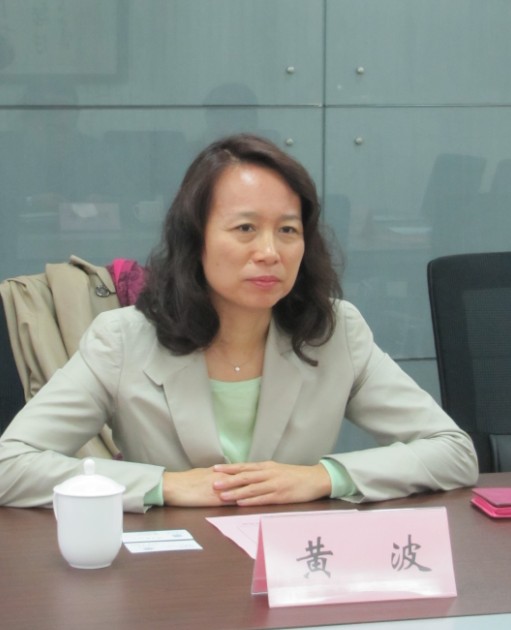 江南大学—弘成奖学奖教金捐赠签约仪式在我校举行